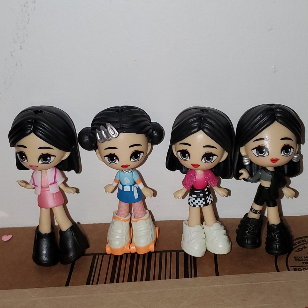 Jazwares Blackpink Jisoo Dolls